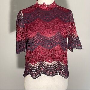 It Girl Burgundy Lace Mock Neck Wedding Guest Top Size M